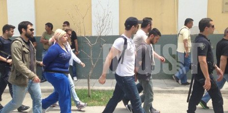 Η υπέρβαρη ξανθιά δολοφόνος του Facebook και ο συνεργός της πήραν το δρόμο για τη φυλακή [εικόνα] | iefimerida.gr 0