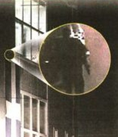 Φωτογραφία του δολοφόνου στο Νέο Ηράκλειο -Ο δράστης με το όπλο στο χέρι [εικόνα] | iefimerida.gr 0