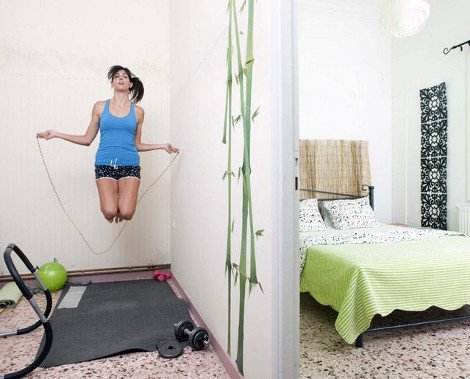 Οι αντιθέσεις αυτού του κόσμου μέσα από τα υπνοδωμάτια γυναικών - Λιτά και φτωχικά VS πολυτελών και υπερφορτωμένων [εικόνες] | iefimerida.gr 6