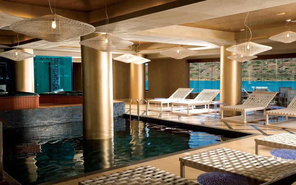 Domes of Elounda, εκεί που ο χρόνος σταματάει στο γαλάζιο του κρητικού πελάγους [εικόνες] | iefimerida.gr 3