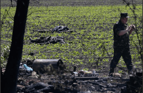 Ανάφλεξη στην Ουκρανία: Μακελειό με 14 στρατιώτες νεκρούς σε Ντονέτσκ και Λουγκάνσκ [εικόνες] | iefimerida.gr 1