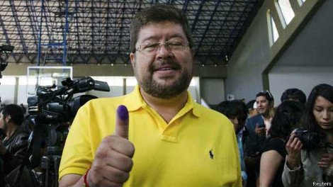 Επανεκλογή-περίπατος για τον Μοράλες στη Βολιβία: Ποιος είναι ο σοσιαλιστής Ινδιάνος που σαγηνεύει τον λαό [βίντεο & εικόνες] | iefimerida.gr 4