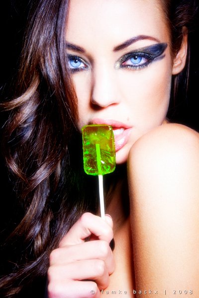 Η Αντζελίνα Τζολί της Ευρώπης -Η εκρηκτική σύντροφος του Ιμπραΐμ Αφελάι θα «κάψει» τις κερκίδες του Ολυμπιακού [εικόνες] | iefimerida.gr 10