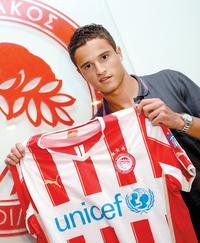 Η Αντζελίνα Τζολί της Ευρώπης -Η εκρηκτική σύντροφος του Ιμπραΐμ Αφελάι θα «κάψει» τις κερκίδες του Ολυμπιακού [εικόνες] | iefimerida.gr 7