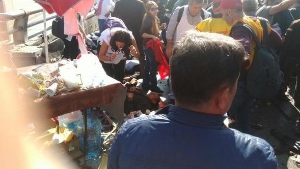 Μακελειό με δύο εκρήξεις στην Αγκυρα -Δεκάδες νεκροί και τραυματίες [εικόνες & βίντεο] | iefimerida.gr 9