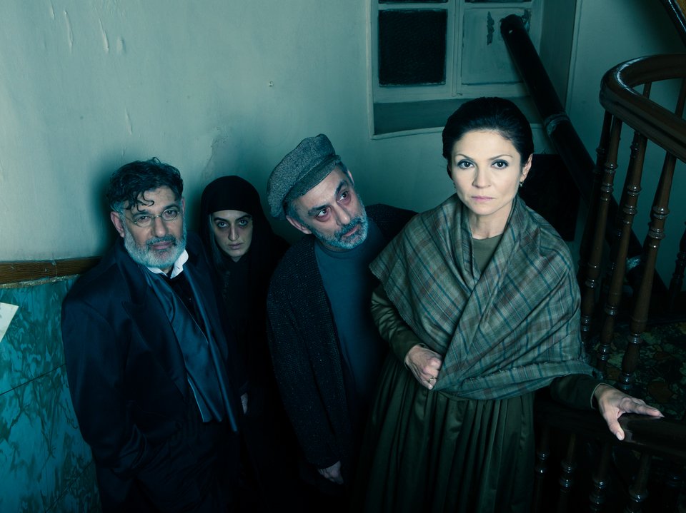 Διπλό «Εγκλημα και τιμωρία» στη θεατρική Αθήνα [εικόνες] | iefimerida.gr 1