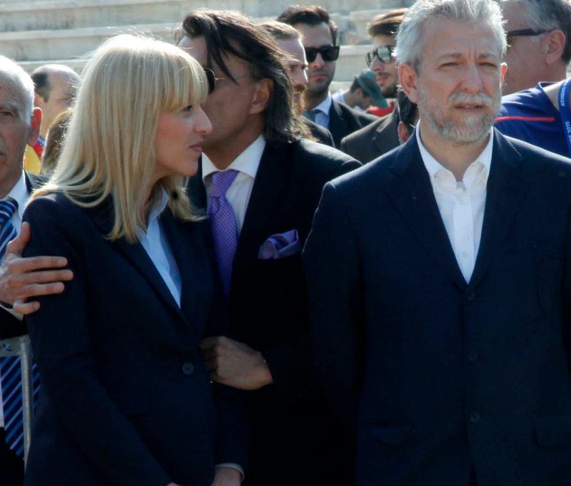 Μια άλλη Ρένα Δούρου -Με σιδεράκια και αφέλειες [εικόνες] | iefimerida.gr 5