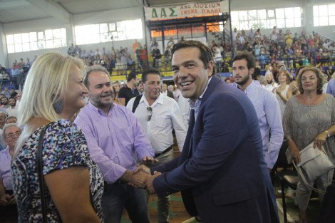 Τσίπρας, Γλέζος, ένταση και κόκκινες γόβες: Ολα όσα έγιναν στην ορκωμοσία της Ρένας Δούρου [εικόνες] | iefimerida.gr 4