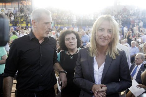 Τσίπρας, Γλέζος, ένταση και κόκκινες γόβες: Ολα όσα έγιναν στην ορκωμοσία της Ρένας Δούρου [εικόνες] | iefimerida.gr 6