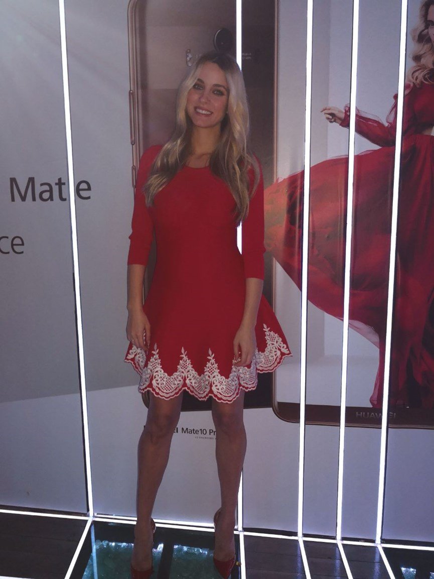 Ετσι καταφέρνει η Δούκισσα Νομικού στον 6ο μήνα να κρύβει την κοιλιά της [εικόνα] | iefimerida.gr 0