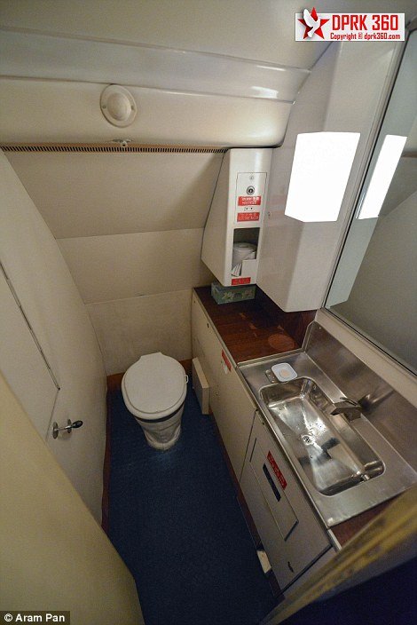 Στα άδυτα της αεροπορικής εταιρείας της Βόρειας Κορέας: Σοβιετικού τύπου αεροσκάφη και λιγομίλητες αεροσυνοδοί [εικόνες] | iefimerida.gr 8