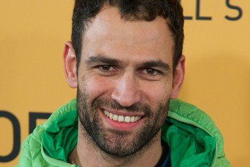 Φρικτός θάνατος για διάσημο Ισπανό σεφ -Καρέ καρέ η συντριβή του με wingsuit σε πλαγιά [εικόνες&βίντεο] | iefimerida.gr 4