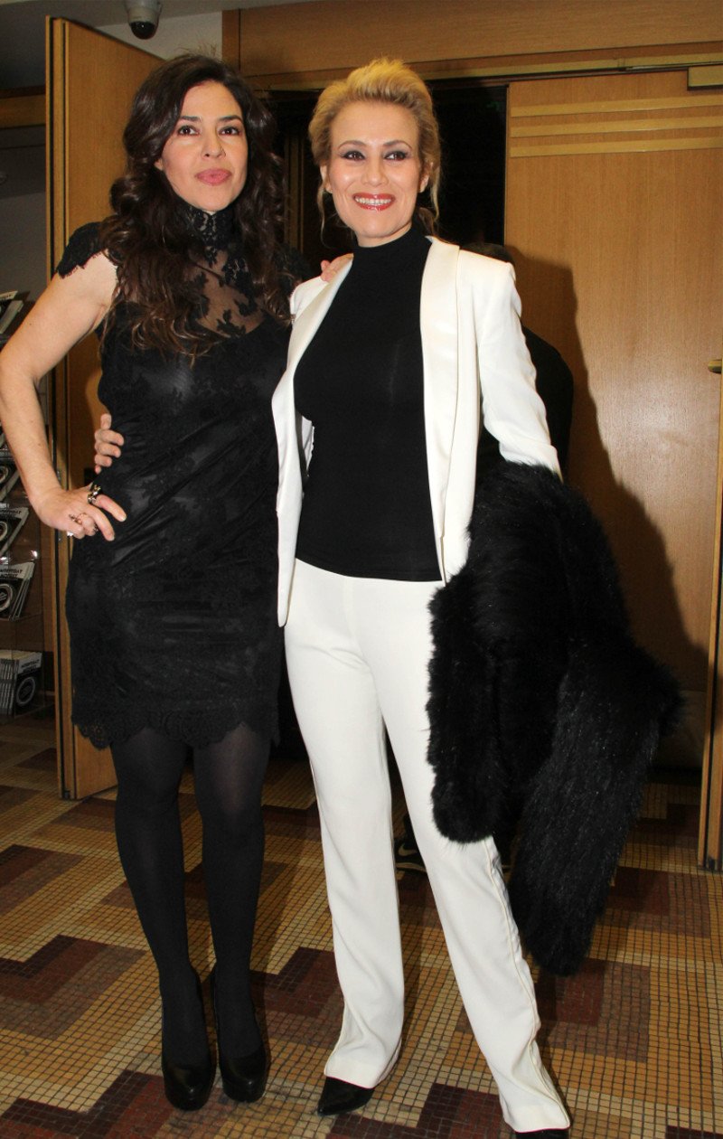 Η Ναταλία Δραγούμη με διάφανη μπλούζα μοιράζει εγκεφαλικά [εικόνες] | iefimerida.gr 1