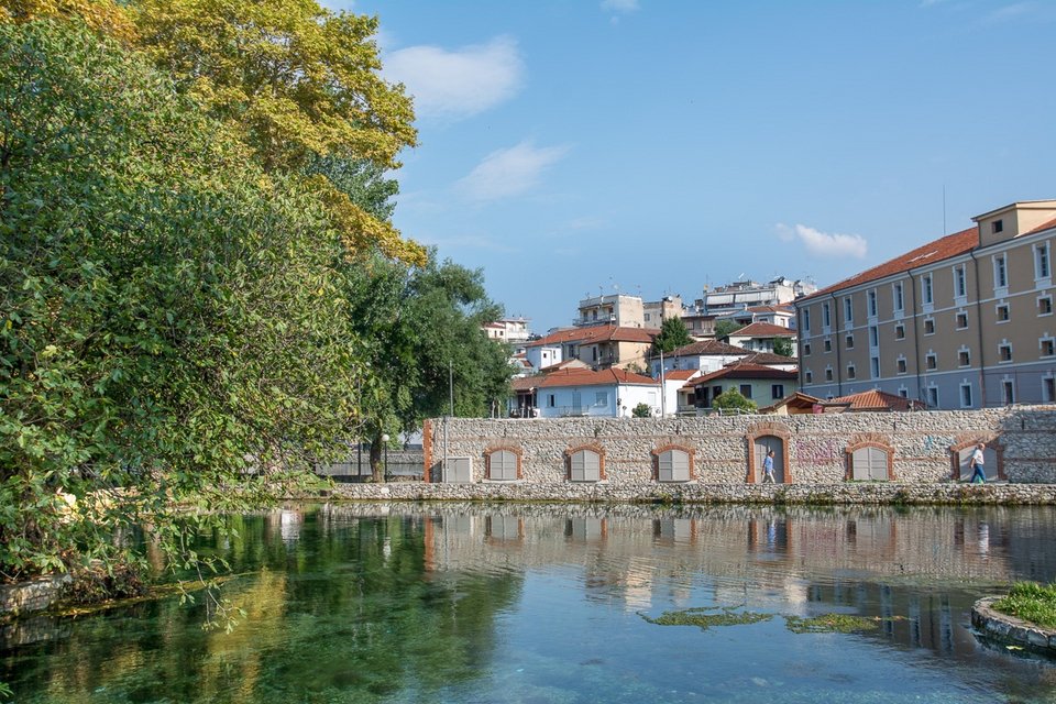 Βούλγαροι και Ρουμάνοι στην Καβάλα για το Πάσχα -Ελάχιστοι οι Τούρκοι | iefimerida.gr 1