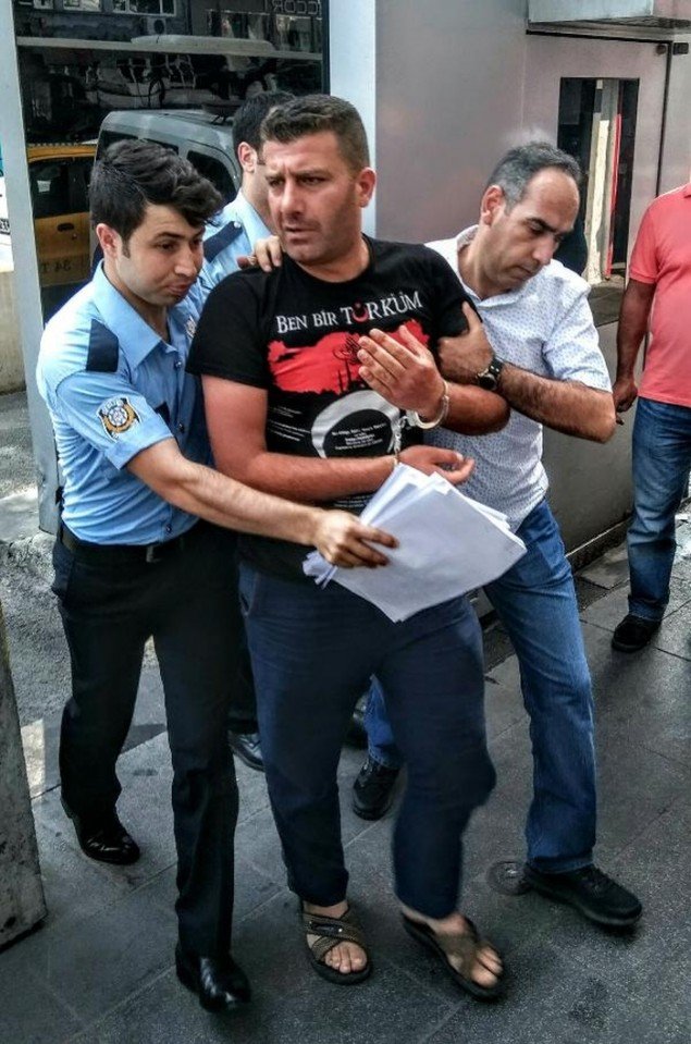 Τουρκία: Απόπειρα δολοφονίας του Νταβούτογλου -Κατά τη διάρκεια κηδείας [εικόνα] | iefimerida.gr 0