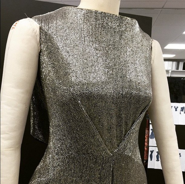 Το φόρεμα που έκανε τους πάντες να αποθεώσουν τη Μισέλ Ομπάμα [εικόνες] | iefimerida.gr 1