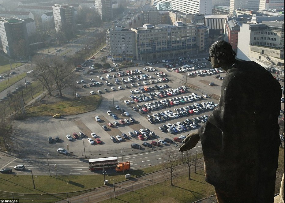 Η Δρέσδη 70 χρόνια μετά τους βομβαρδισμούς: Από τα ερείπια στην πλήρη αναγέννηση [εικόνες] | iefimerida.gr 8