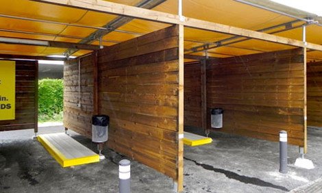 Drive-in πορνείο: Η νέα μόδα στη Ζυρίχη που προστατεύει τις ιερόδουλες -Με κουμπί πανικού, καφέ και υπηρεσία για τα άπλυτα [εικόνες] | iefimerida.gr 0