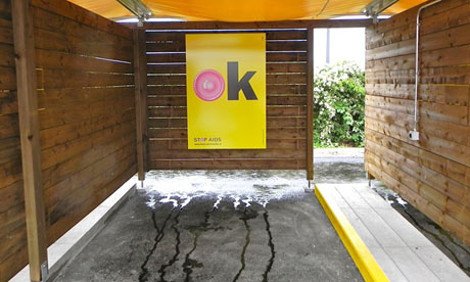 Drive-in πορνείο: Η νέα μόδα στη Ζυρίχη που προστατεύει τις ιερόδουλες -Με κουμπί πανικού, καφέ και υπηρεσία για τα άπλυτα [εικόνες] | iefimerida.gr 2