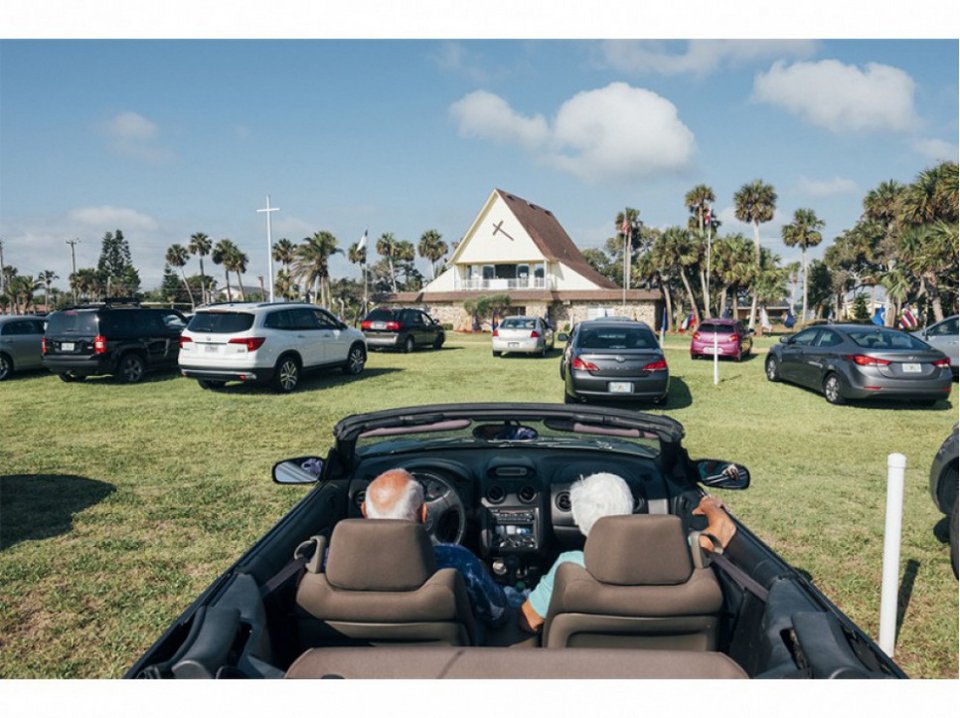 Νέα τρέλα στις ΗΠΑ η θρησκεία -Μπίζνες εκατομμυρίων, θεματικά πάρκα, drive in [εικόνες] | iefimerida.gr 6