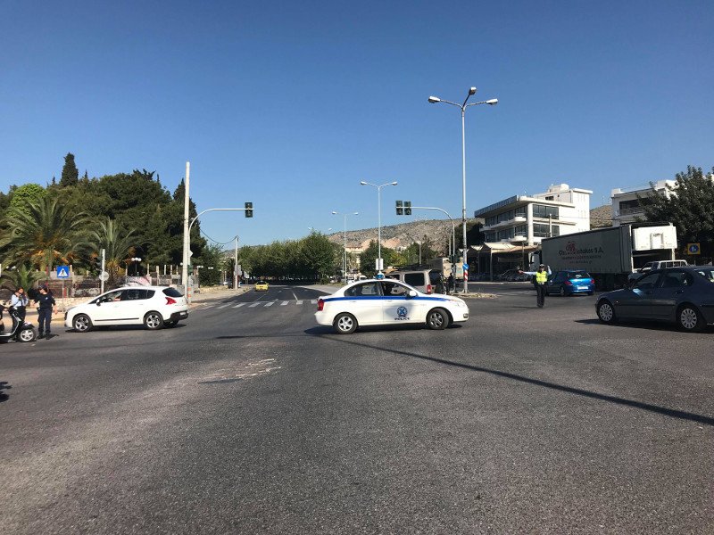 Εκλεισαν την κάθοδο της λεωφόρου Καβάλας μέλη της ΠΟΕΔΗΝ | iefimerida.gr 0