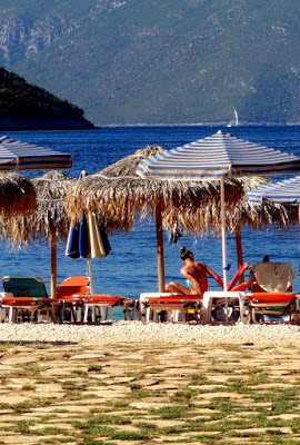 Αντίσαμος: Η πιο όμορφη παραλία της Κεφαλονιάς [εικόνες] | iefimerida.gr 5