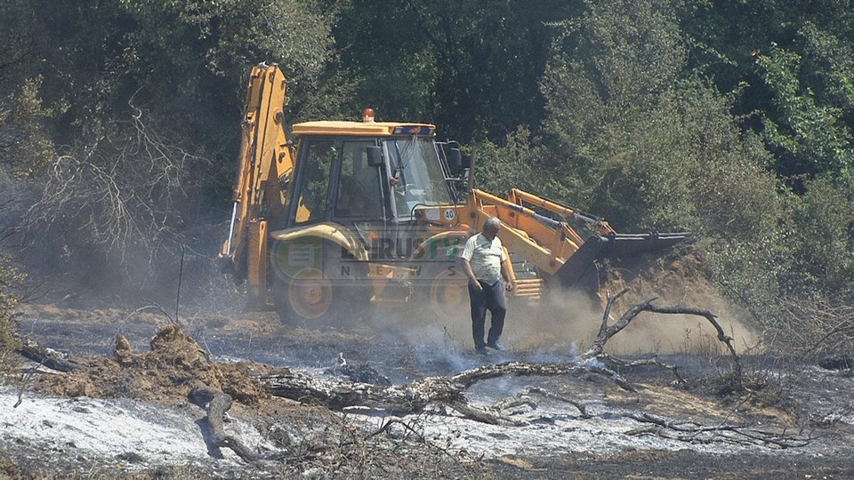 Ιωάνννινα: Φωτιά στη Βασιλική [βίντεο] | iefimerida.gr 1