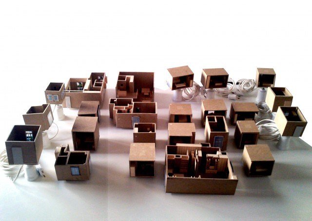 Που κοιμούνται οι Αθηναίοι; - Η έκθεση Bedrooms κρυφοκοιτά 24 Αθηναϊκές κρεβατοκάμαρες και τις κάνει μακέτες [εικόνες]  | iefimerida.gr 2