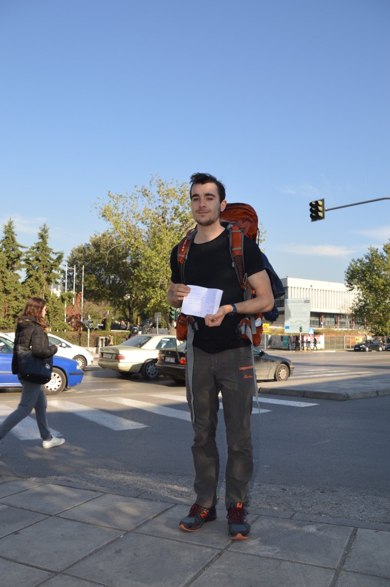 Ο 22χρονος Γάλλος που γυρνά τον κόσμο με τα... πόδια, έφτασε στην Ελλάδα! [εικόνες] | iefimerida.gr 1