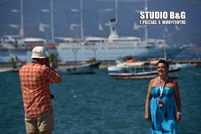 Εντυπωσιακές εικόνες: Στο Ναύπλιο το μεγαλύτερο ιστιοφόρο κρουαζιερόπλοιο του κόσμου [εικόνες] | iefimerida.gr 2