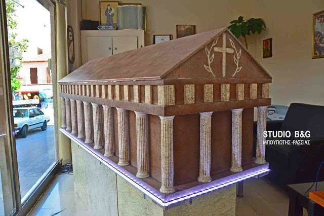 Απίστευτο! Εφτιαξαν φέρετρο σε σχέδιο Παρθενώνα -Παραγγελία ομογενή [εικόνες & βίντεο] | iefimerida.gr 1