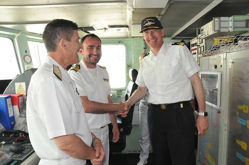 Mε το διευθυντή επιχειρήσεων της συμμαχικής ναυτικής διοίκησης συναντήθηκε ο αρχηγός στόλου [εικόνες] | iefimerida.gr 4