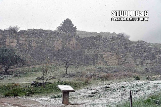 Σπάνιο θέαμα: Ο αρχαιολογικός χώρος των μυθικών Μυκηνών καλυμμένος από χιόνι! [εικόνες & βίντεο] | iefimerida.gr 7