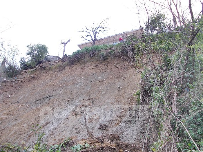 Κόπηκε στα δύο η γη στην Ηλεία -Καθίζηση και κατολισθήσεις από τις βροχές [εικόνες & βίντεο] | iefimerida.gr 3