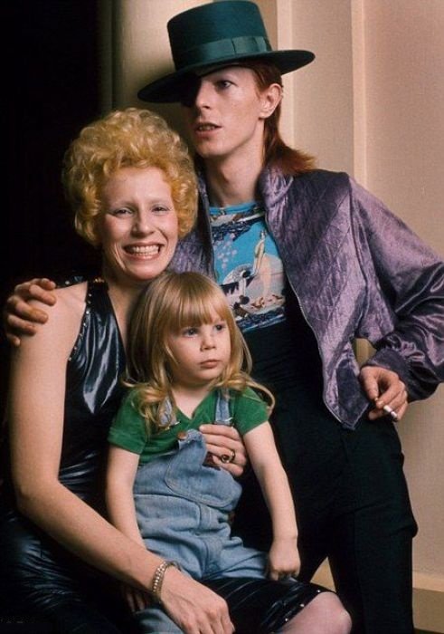 Η άγνωστη σχέση του Ντέιβιντ Μπάουι με την Κύπρο -Το τραγούδι που έγραψε για το νησί [εικόνες] | iefimerida.gr 3