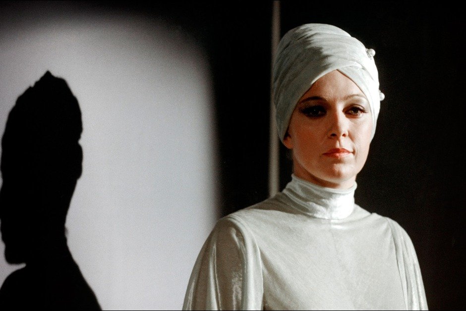 Πέθανε η Μαρί Ντιμπουά, ηγερία της Νουβέλ Βαγκ [εικόνες] | iefimerida.gr 3