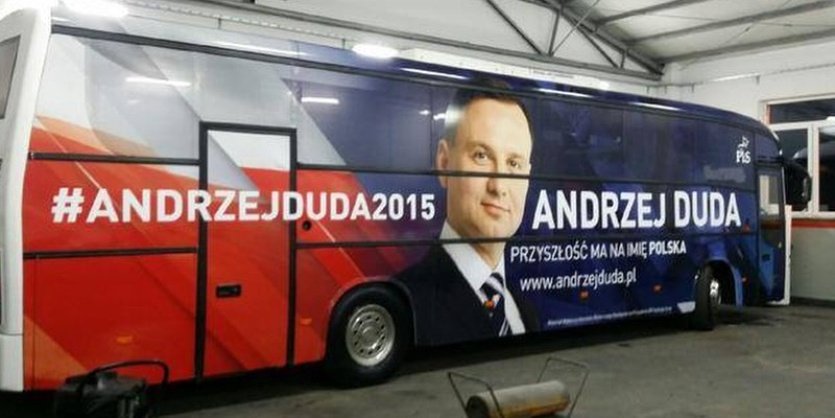 Πολωνία: Πώς ένας άγνωστος, ευρωσκεπτικιστής Δεξιός έγινε Πρόεδρος της χώρας [εικόνες] | iefimerida.gr 1