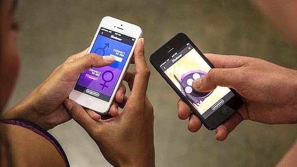 Απίστευτο: Eφαρμογή σου επιτρέπει να αγγίζεις μέσω κινητού τον σύντροφό σου [βίντεο] | iefimerida.gr 3