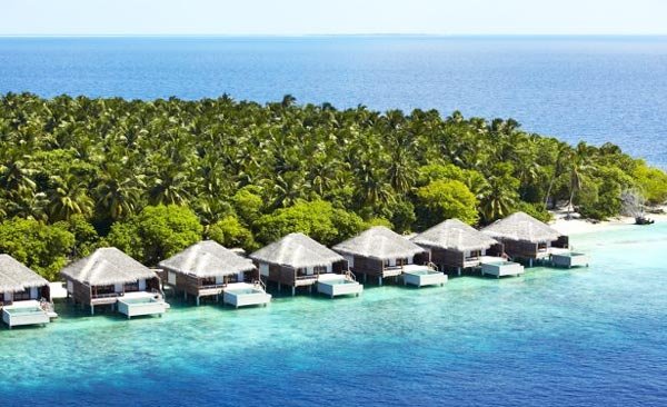 Το κοραλλιογενές νησί που έγινε ξενοδοχείο -Σουίτες καταμεσής του Ωκεανού, στη μέση του πουθενά [εικόνες] | iefimerida.gr 1