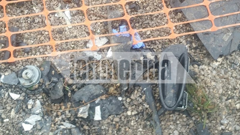 H επόμενη μέρα του φριχτού τροχαίου στη Θήβα -Συντρίμμια και αποκαΐδια [εικόνες] | iefimerida.gr 9