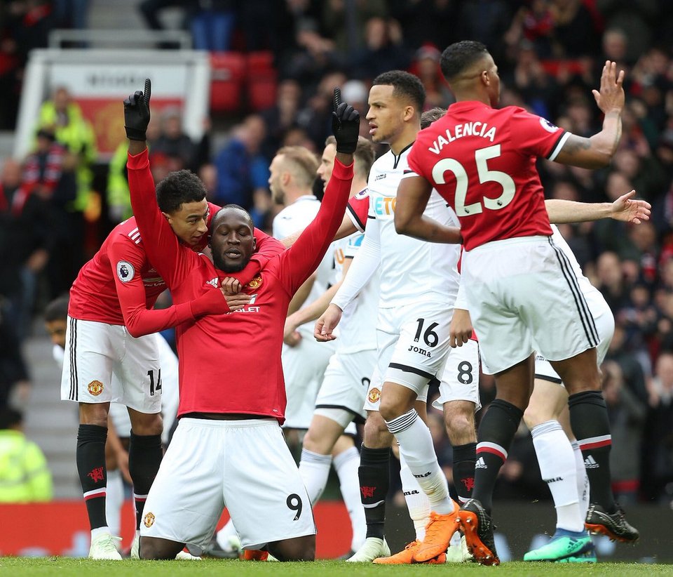 Μουντιάλ 2018: Η ανατριχιαστική αφήγηση του Λουκάκου για τα παιδικά του χρόνια -«Η μητέρα μου μπροστά στο άδειο ψυγείο...» [εικόνες & βίντεο] | iefimerida.gr 1