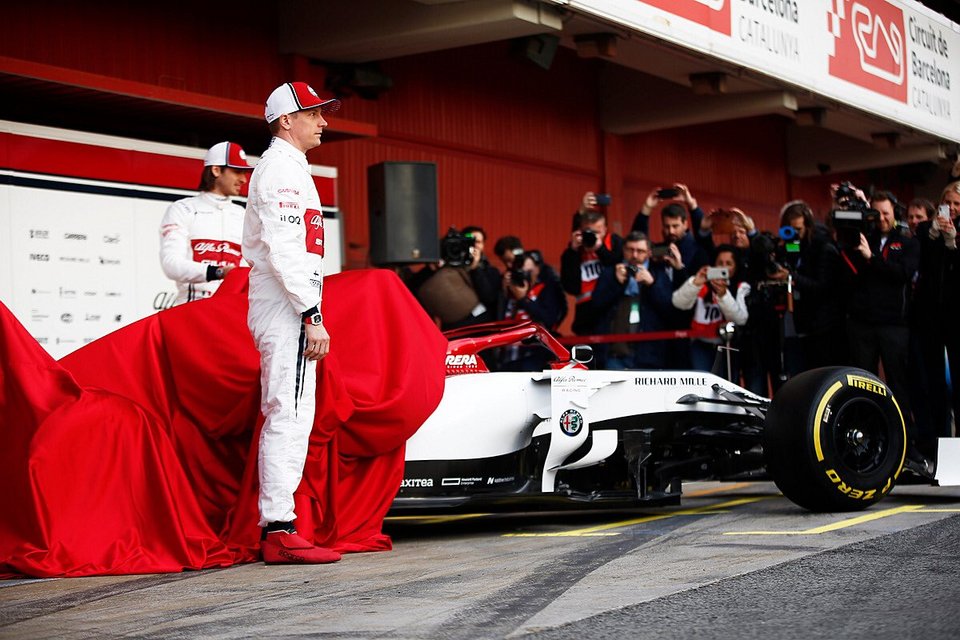 Formula 1: Το νέο μονοθέσιο της Alfa Romeo Racing [εικόνες] | iefimerida.gr 5