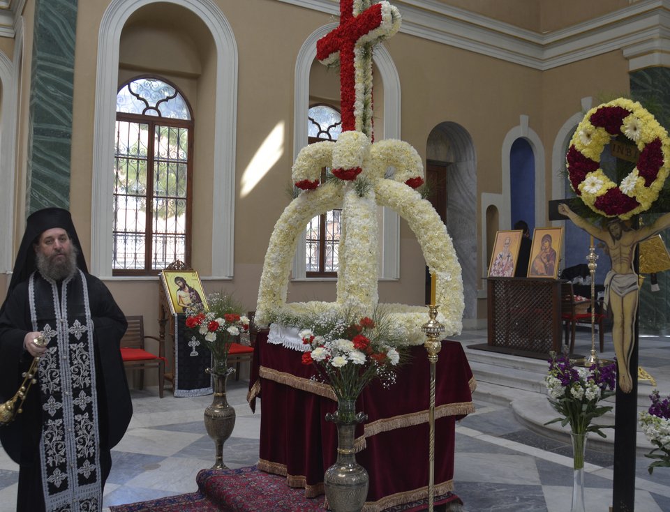 Μετά από 93 χρόνια τελετή Αποκαθήλωσης στη Σμύρνη [εικόνες]  | iefimerida.gr 0