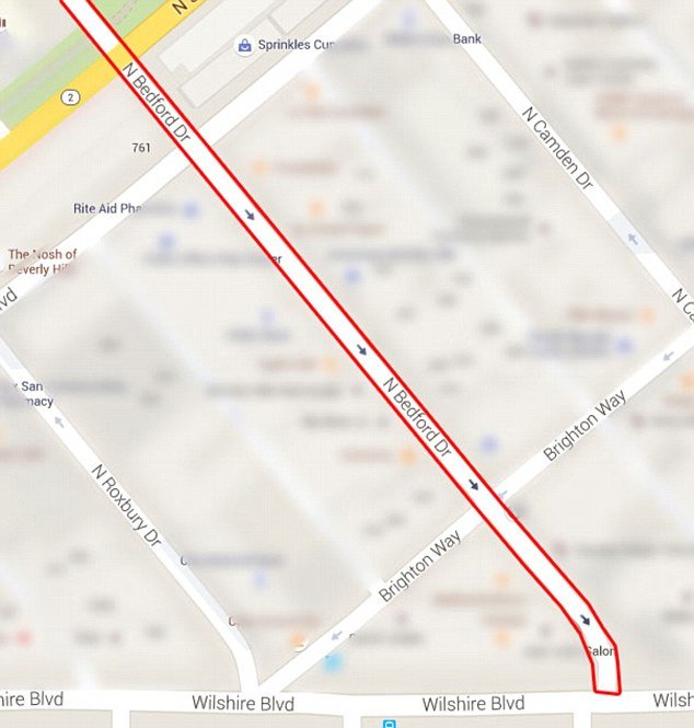 Φόβος και τρόμος- Η Εύα Μέντες οδηγεί ανάποδα στον δρόμο [εικόνες & βίντεο] | iefimerida.gr 4