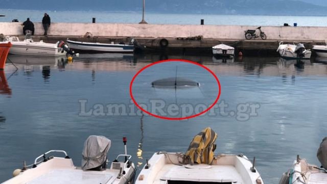 Αχλάδι: Αυτοκίνητο έπεσε στη θάλασσα -Μόνο η κεραία του φαινόταν [εικόνες] | iefimerida.gr 0