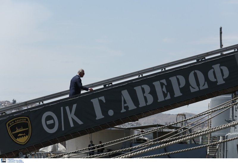  Στο θωρηκτό «Αβέρωφ» ο Κάρολος -Επισκέφθηκε και την τριήρη «Ολυμπιάς» [εικόνες] | iefimerida.gr 4