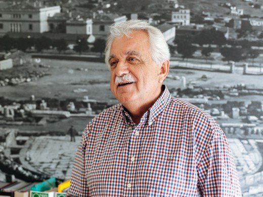 Τι λέει για το θέμα των Πανελληνίων ο Σταύρος Μπένος, η ψυχή του Διαζώματος -Από τις εκδόσεις του σωματείου το κείμενο | iefimerida.gr 0