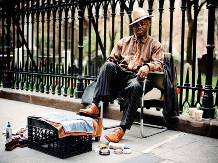 Εκεί που η κανονικότητα είναι βαρετή -Οι εκκεντρικοί κάτοικοι του Broadway που μοιάζουν βγαλμένοι από ταινία [εικόνες]  | iefimerida.gr 1