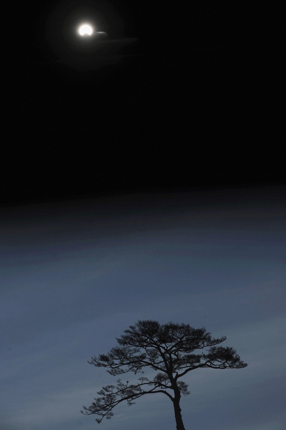 Το μαγευτικό θέαμα του «δαχτυλιδιού της φωτιας» [Εικόνες] | iefimerida.gr 10