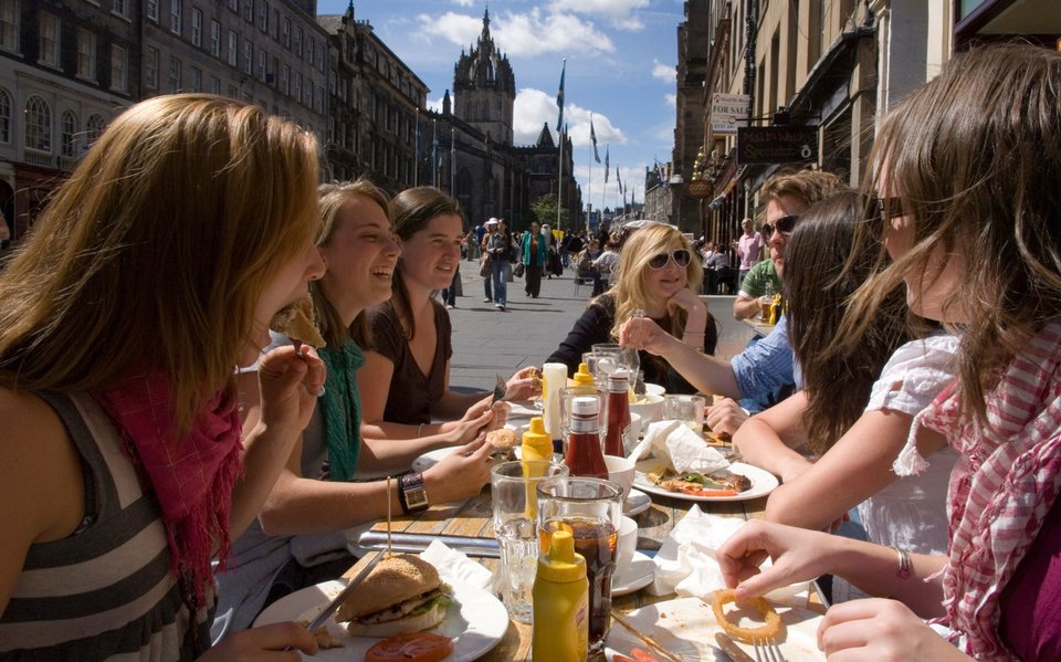 Οι πιο φιλικές πόλεις του κόσμου - Χαρούμενοι και φιλόξενοι κάτοικοι [εικόνες] | iefimerida.gr 8